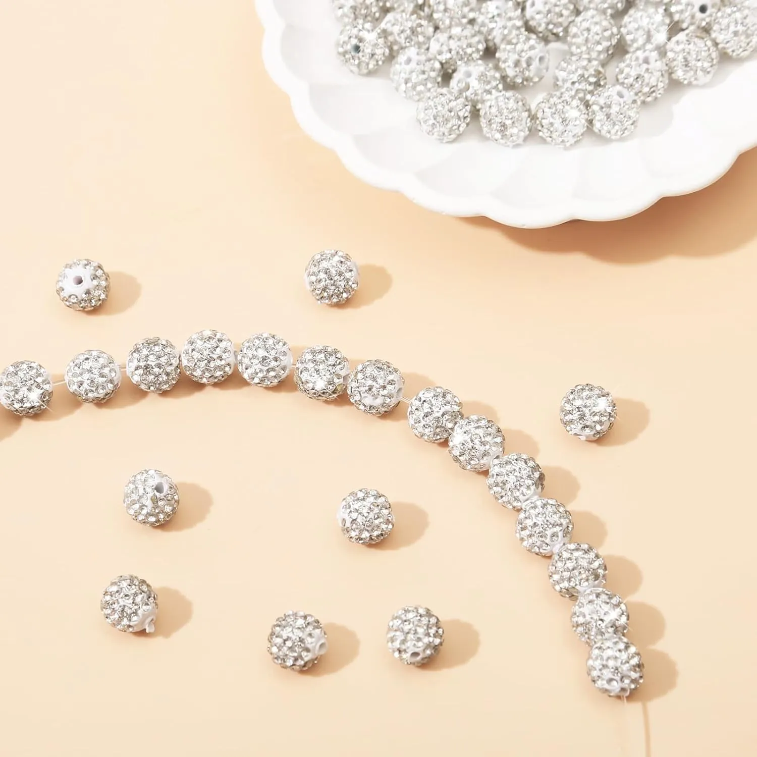 200Pcs Rhinestone Beads 10mm White Sparkle Round Shamballa Disco Ball Beads, Shiny Crystal Clay Pave Diamond Rhinestones Bead for Necklace Bracelet Earring Jewelry Making Supplies Party Decoration