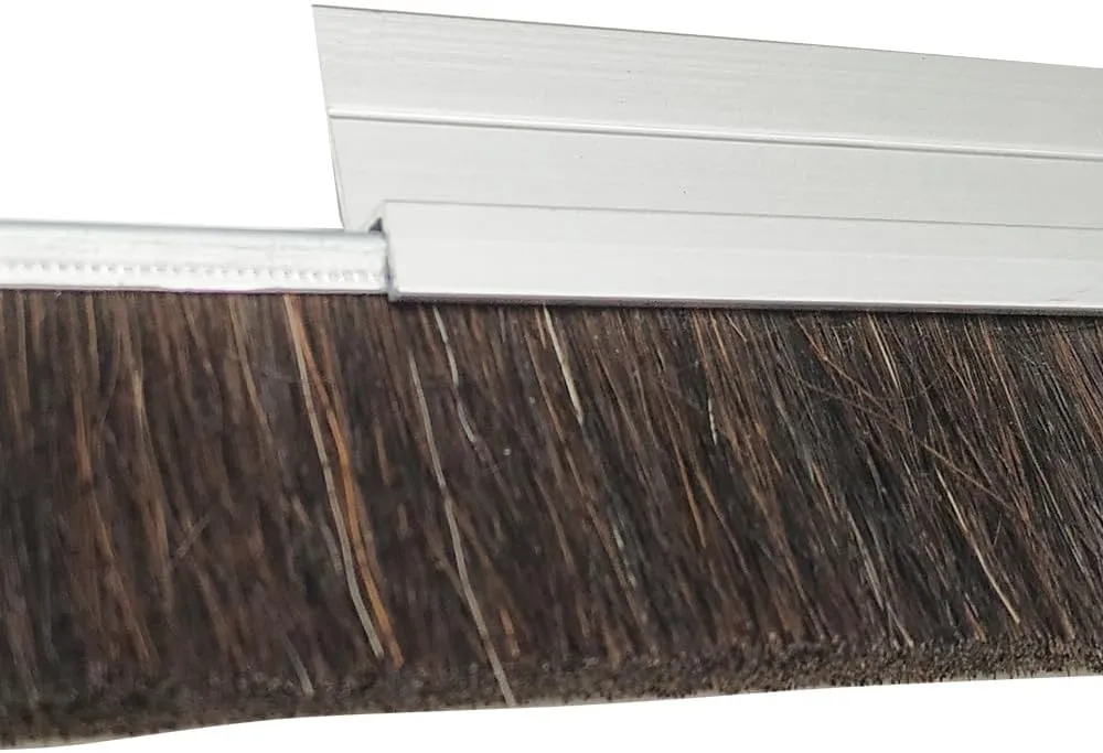 5 Set Horsehair 2.16 Inches x 39.37 InchesBrush Door Sweep Door Brush Seal Roll Up Door Garage Door Sweeps Suitable for Various Floors Easy Mounting (2.16 in, 5)