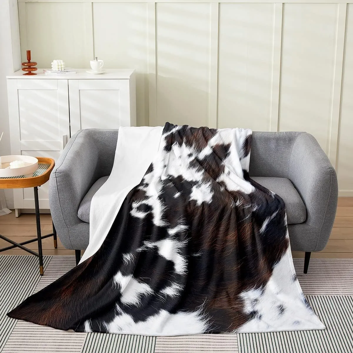 Brown Cowhide Throw Blanket,Black White Aztec Cow Print Fleece Blanket,Western Farmhouse Animal Fur Flannel Blanket for Kids Boys Girls,Rustic Cowboy Cowgirl Bed Blanket Living Room Decor,40x50