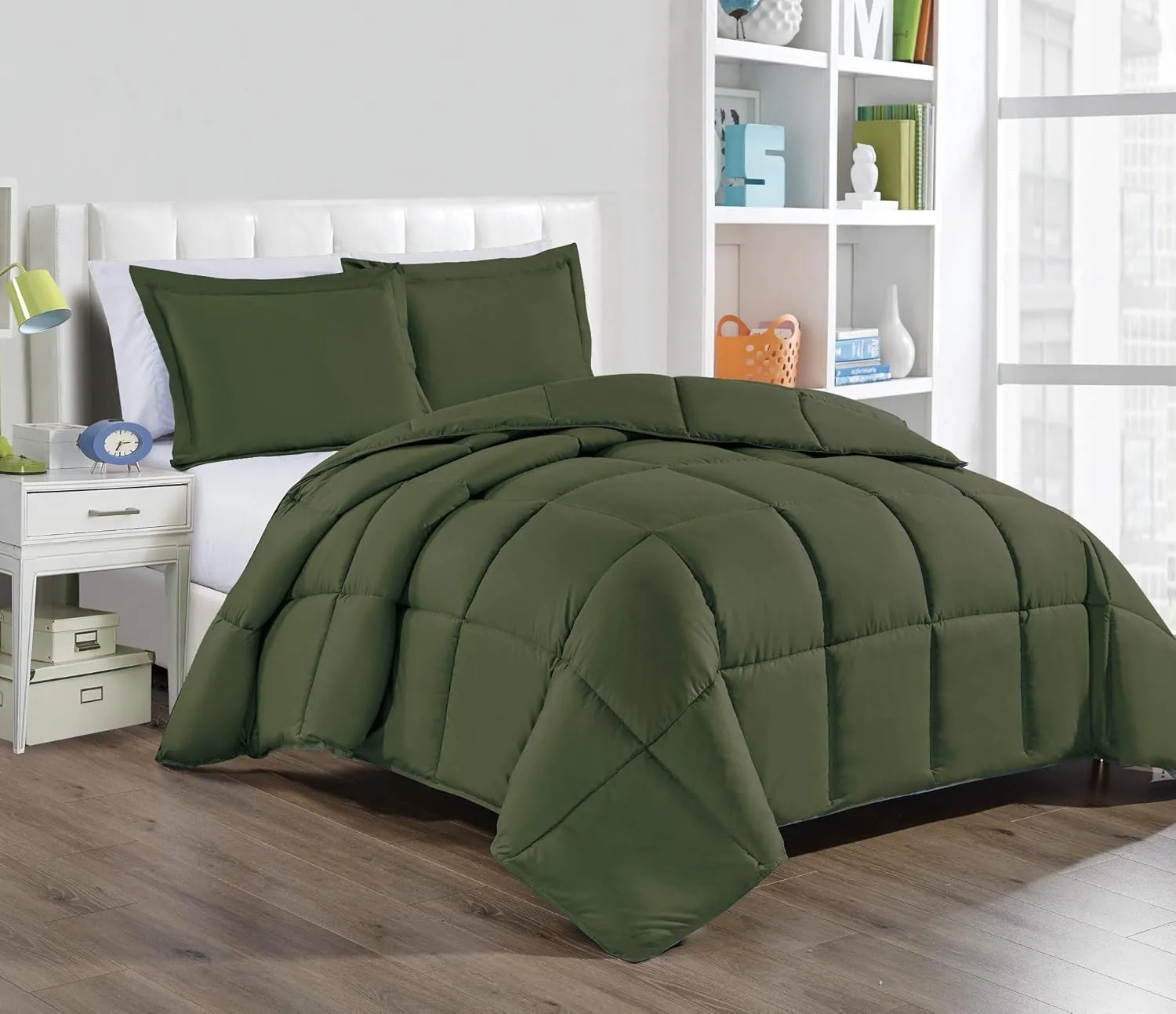 Chezmoi Collection 3-Piece Down Alternative Comforter Set (Oversized King, Cypress Green)
