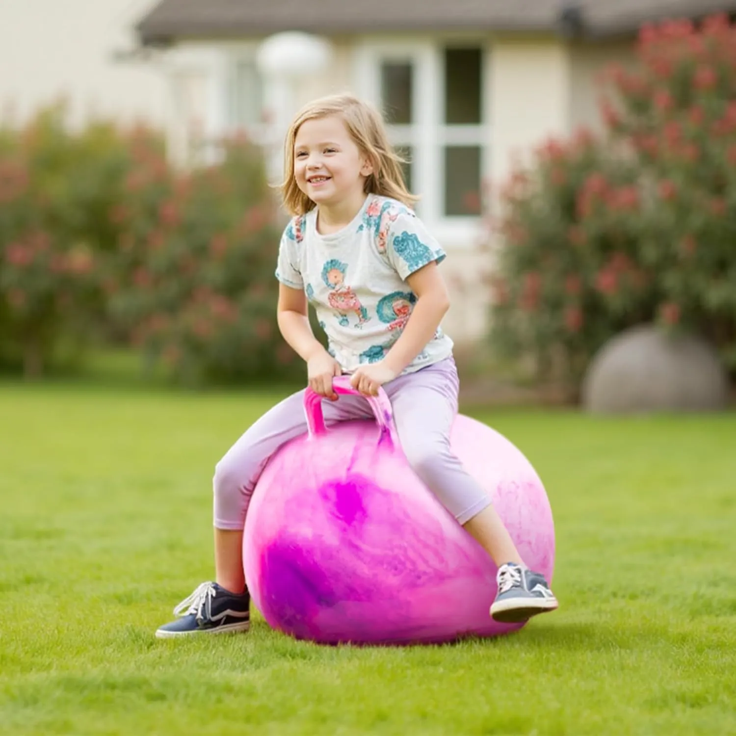 EVERICH TOY Hopper Ball, Clouds Hopping Toys for Kids, 18 Inch Bouncy Ball with Handle, Indoor Outdoor Inflatable Bouncing Hoppity Hop for Boys and Girls Gifts with Pump