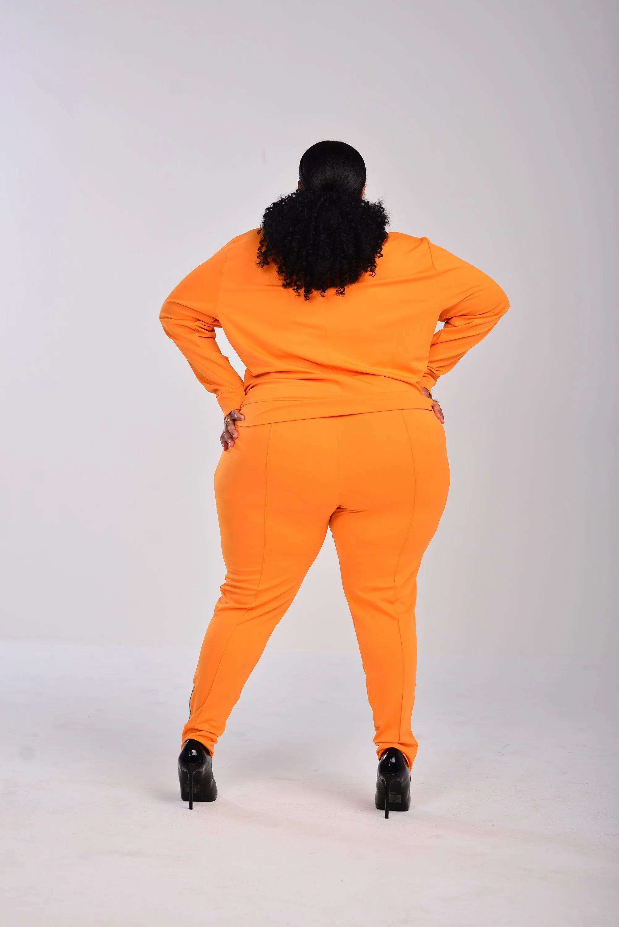 FLUFFY ORANGE