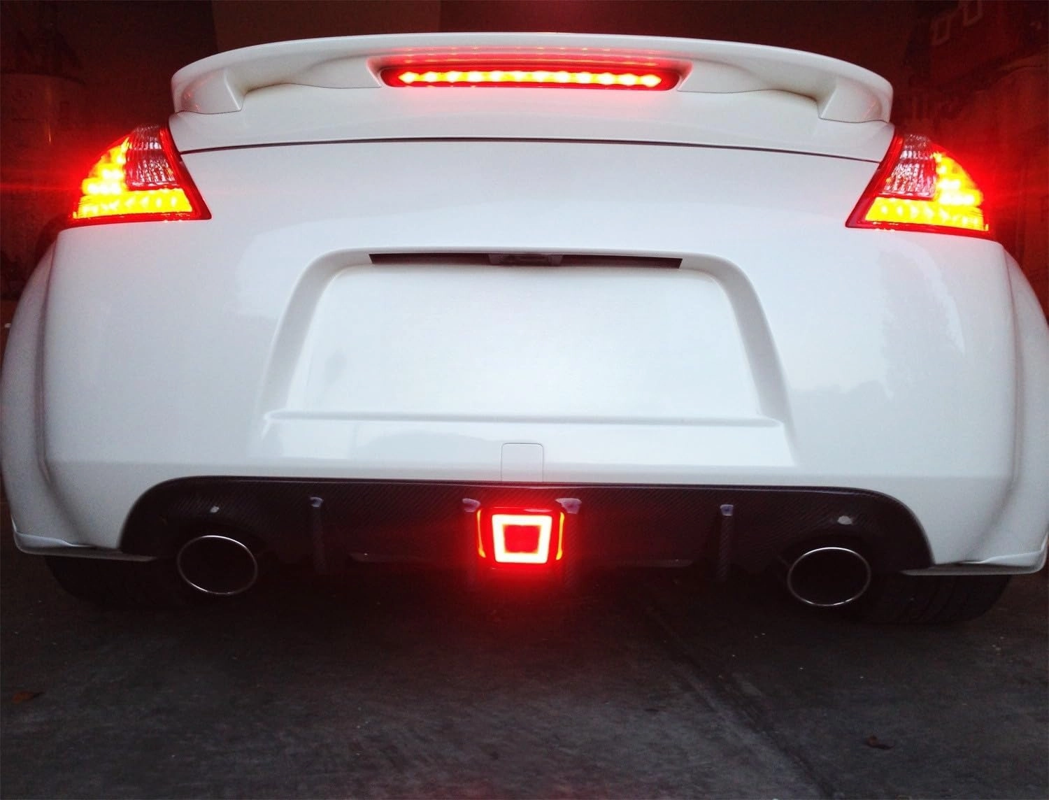 iJDMTOY 72-002-Red Clear Lens Bumper Fog Light Kit Compatible with 2009-2020 Nissan 370Z & 2013-17 Juke Nismo, Powered by Red Brake/Rear Fog & White LED as Backup Reverse Lamp