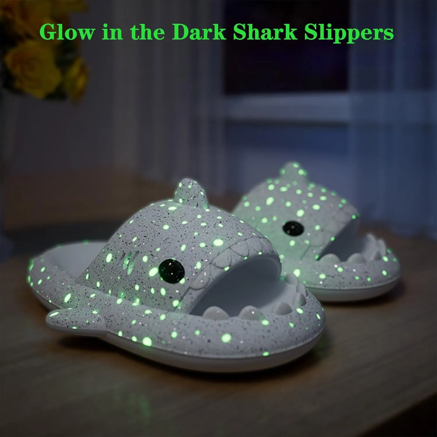 Jfxgjuv Sharklas Polares Sharky Chanclas Originales Angler Fish Slides Glow in The Dark Cloud Shark Slides Thick Sole Non Slip Open Toe Shark Slippers for Women Men
