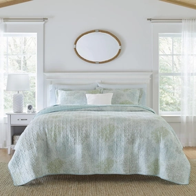 Laura Ashley - Twin Quilt Set, Reversible Cotton Bedding with Matching Sham, Pre-Washed Home Decor for Added Softness (Saltwater Blue, Twin)