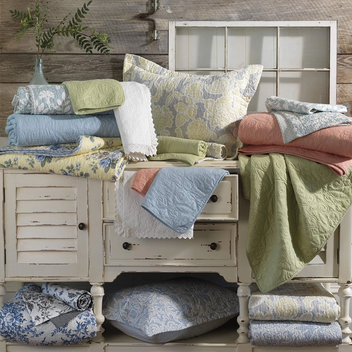 Laura Ashley Home - Full/Queen Quilt Set, Reversible Floral Cotton Bedding with Matching Shams, Home Decor for All Seasons (Walled Garden Blue, Full/Queen)