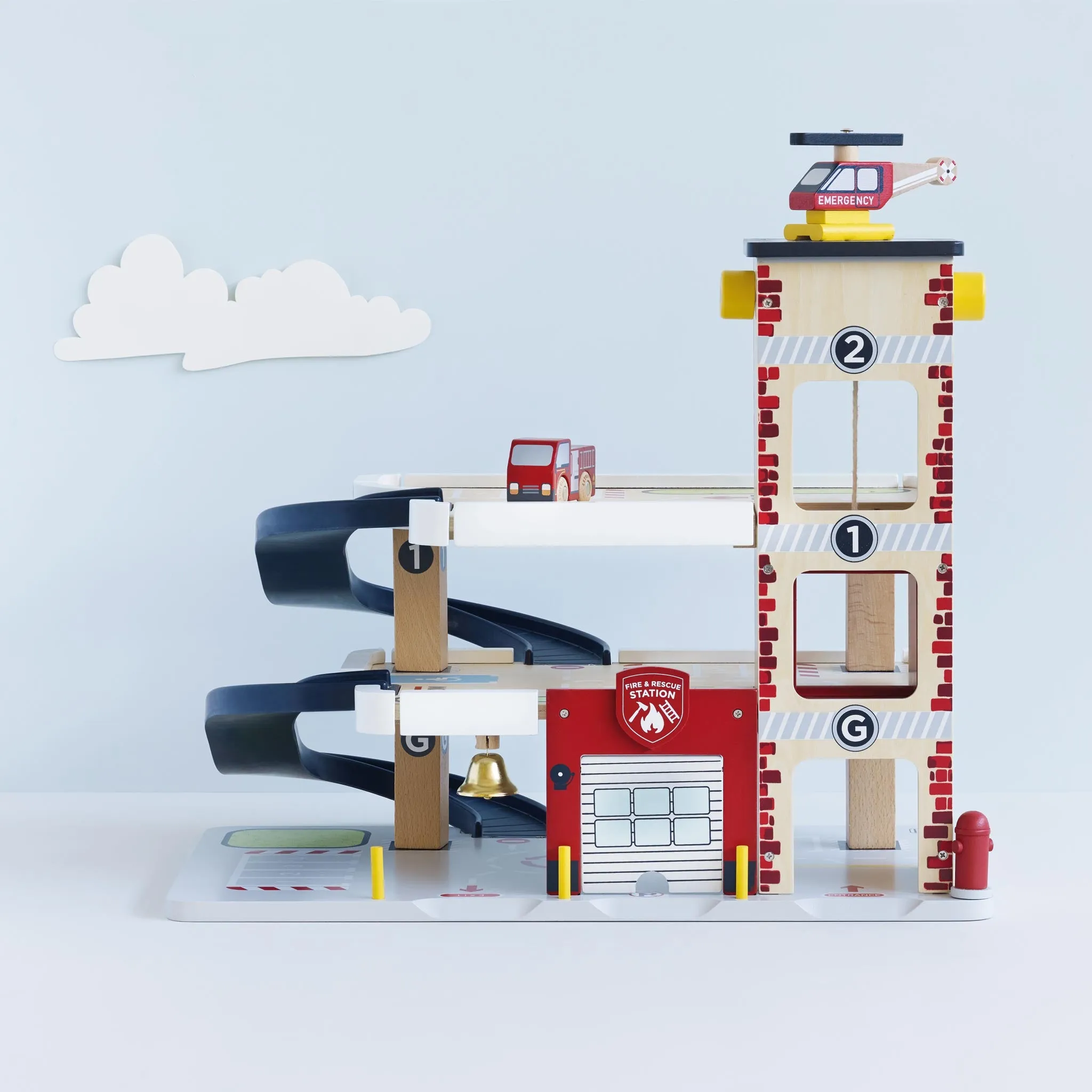 Le Toy Van 453 Fire & Rescue Garage