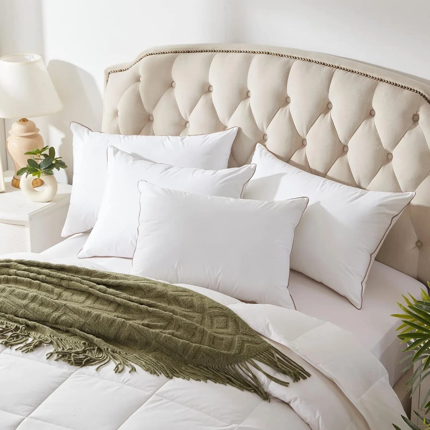 puredown® Goose Feather Down Pillows Standard Size Set of 2, Soft Fluffy Luxury Hotel Collection Pillow, 100% Cotton Cover, Medium Firm Bed Pillow for Back, Stomach or Side Sleeper.