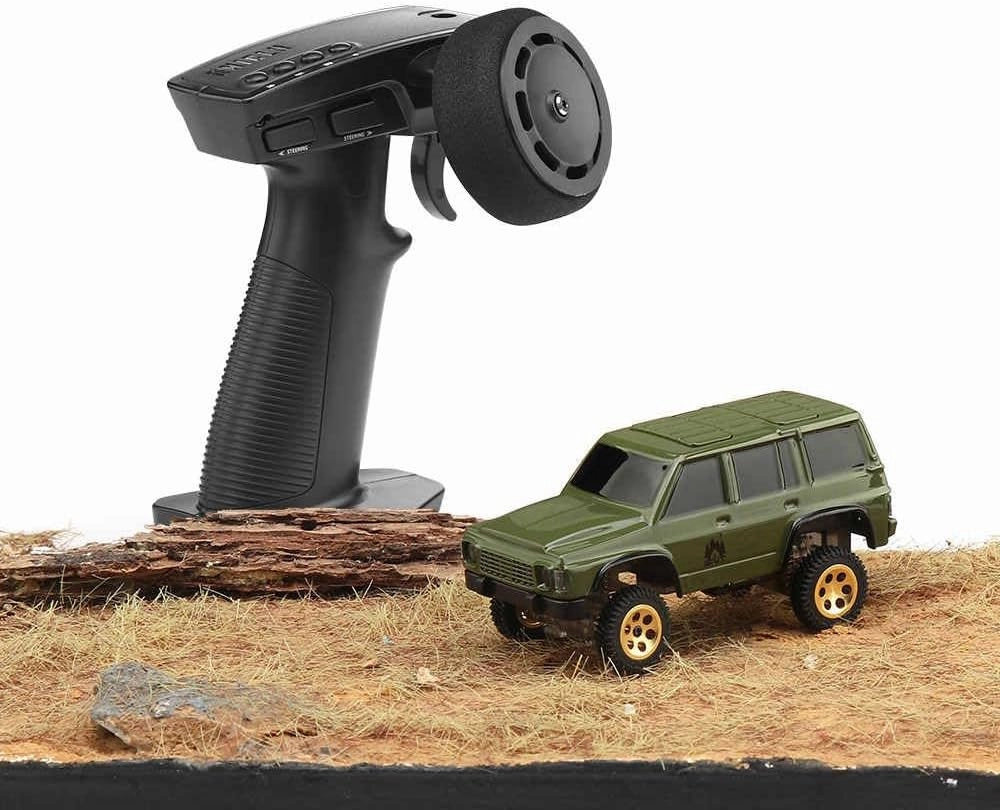 Rc Rock Crawler 1/64 Rc Car, 2.4G Full Proportional RC Electric Mini Crawler Model RC Truck 4x4 LED Light 3.7V Battery for Adults (Green)