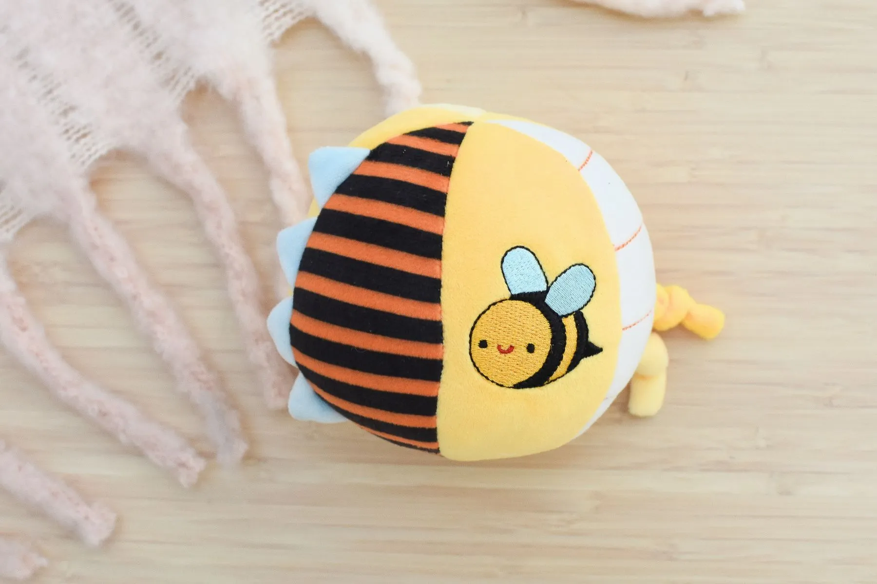 Snuggle Buddy Hunny Bee Textured Ball