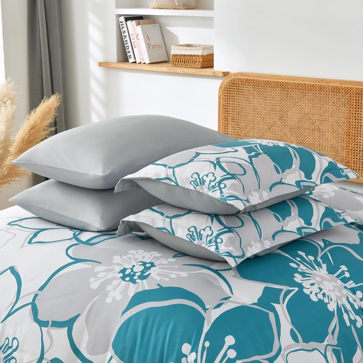 Teal Floral Comforter Set Queen Size 7 Piece, Teal Blue Flower Bed in a Bag, Elegant Botanical Floral Comforter Soft Microfiber Complete Bedding Set for All Season, (Teal, 90"x90")