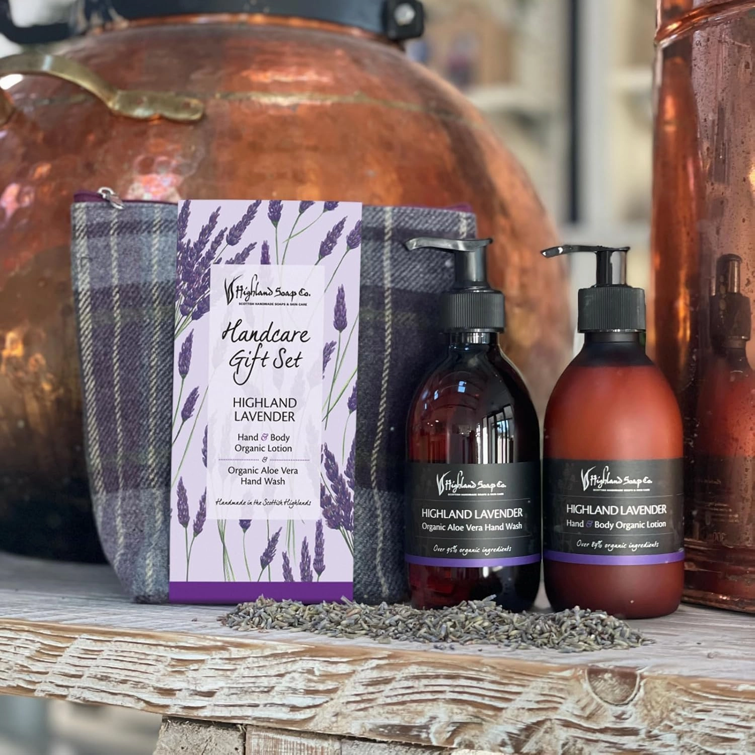 The Highland Soap Company Hand Care Gift Set, Organic Hand Wash & Lotion Set in Contempory Tweed Toiletry Bag (Highland Lavender)