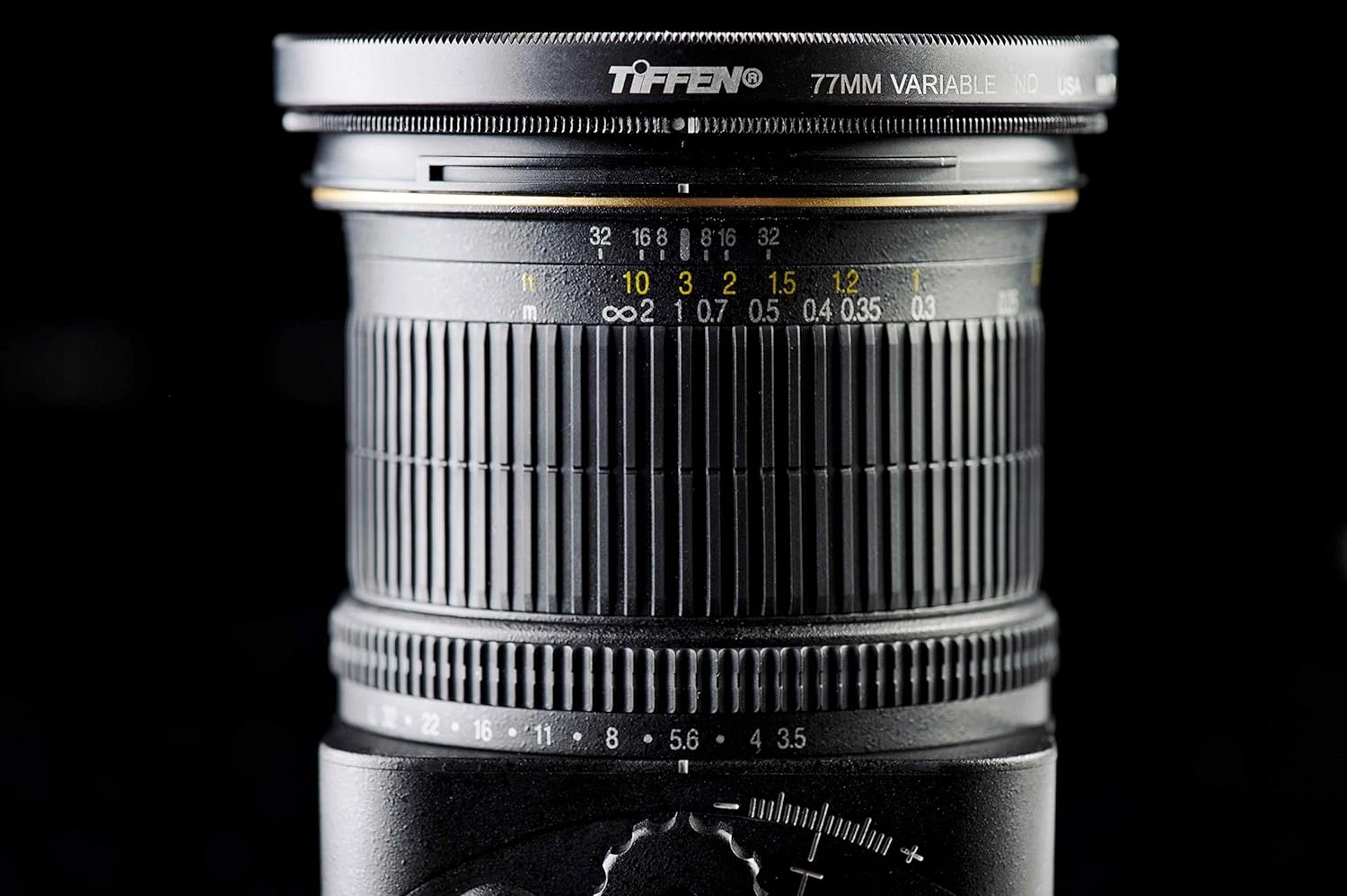 Tiffen 82VND 82mm Variable Neutral Density Camera Filter|2 to 8-Stop|Light Control|Film and Digital/Video/Photography - MADE IN USA