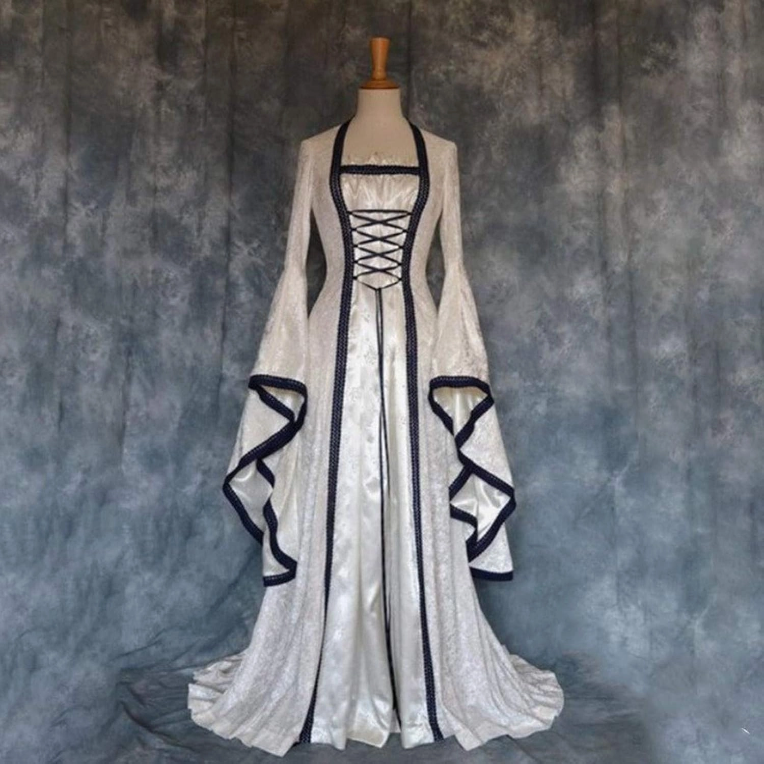 Wkishenl Womens Renaissance Medieval Costume Adjustable Lace Up Irish Retro Gown Long Dress Halloween Cosplay Costumes