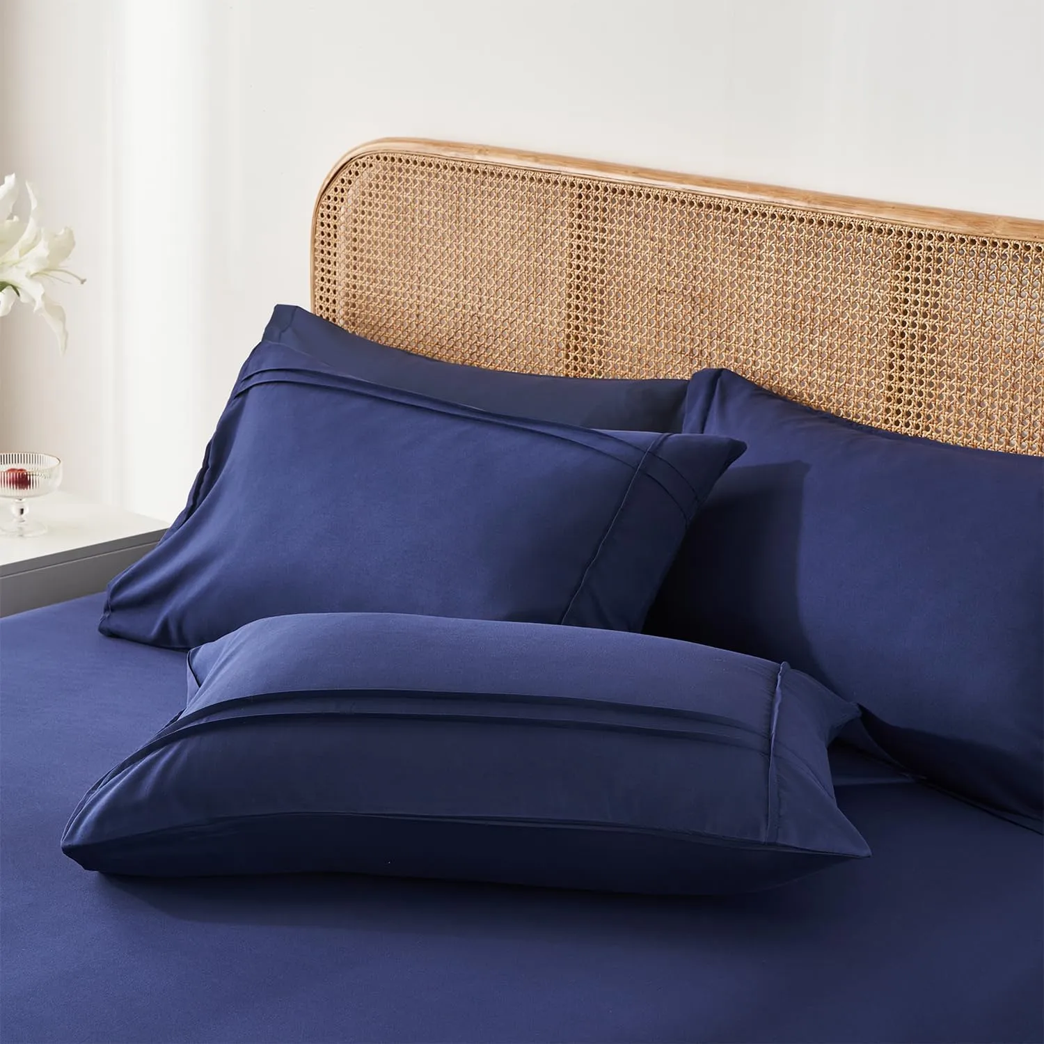 Yogeneg Twin Comforter Set 5 Piece Bed in a Bag,Grid Pinch Pleat Navy Blue Twin Bedding Set,Striped Textured Soft Microfiber Comforter with Sheet Set,All Season Complete Bed Set(Navy Blue,Twin)